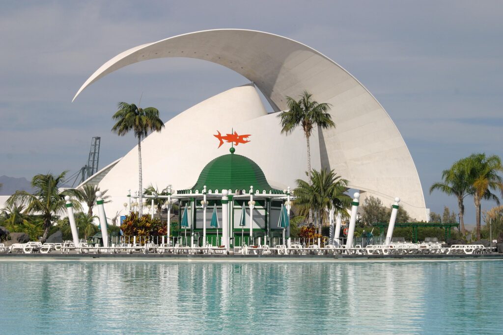 Vista del Auditorio de Tenerife desde Parque Maritimo