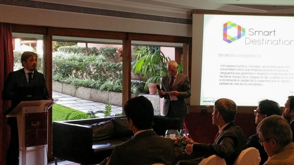 Jorge en jornada Smart Destinations