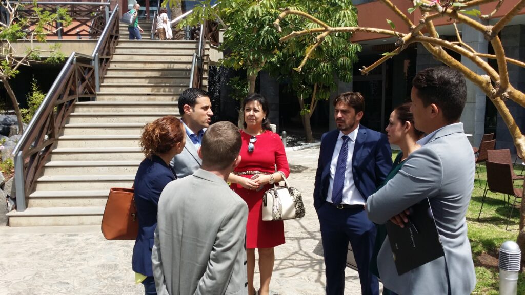 29042016 visita PSOE y Ashotel Melia Jardines del Teide 18