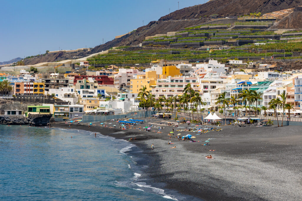 Puerto Naos antes del cierre por gases