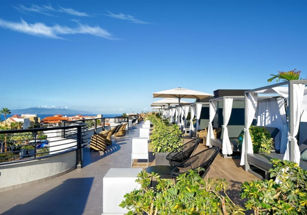 HOVIMA Suites Costa Adeje Champagne Lounge