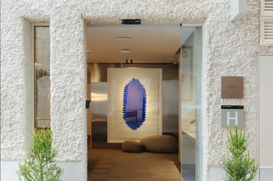 entrada hall Taro Santa Cruz